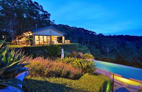 Terrigal Haus | The Outlook Cabana