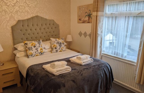 Symonds Yat Hotel | The Paddocks Hotel