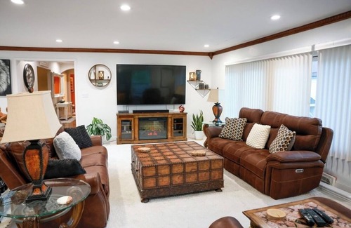 Logan Haus | The Palace on Charles is the perfect vacation getaway.