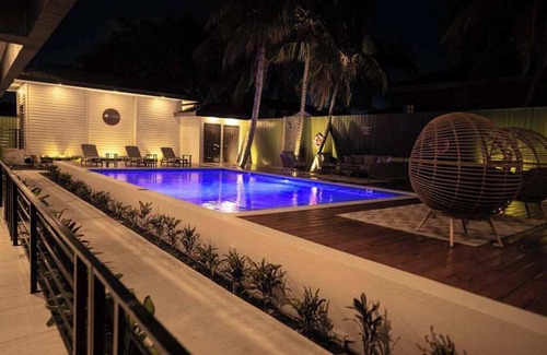 King's Park Villa | The Palms - King Suite