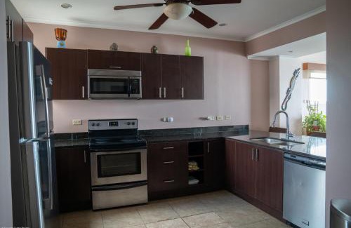 Barrio Los Villalobos Wohnung | The Palms Oceanfront Condo 604