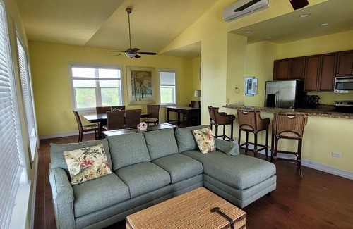 Salt Pond Kabine | The Penthouse Suite Sunset Views Long Island Harbour Club