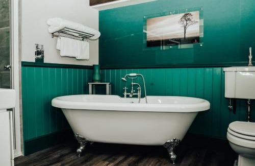 Devizes Hotel | The Peppermill Town house Hotel & Restaurant