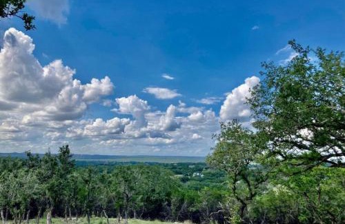 Spring Branch Haus | The Perch- Texas Tiny Haus with amazing views