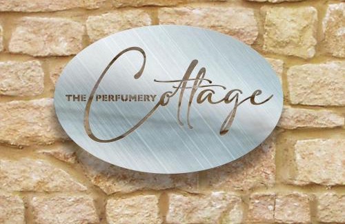 Bourton Haus | The Perfumery Cottage