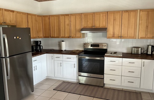 Great Exuma Haus | The Pink @ Hoopers Bay Beach