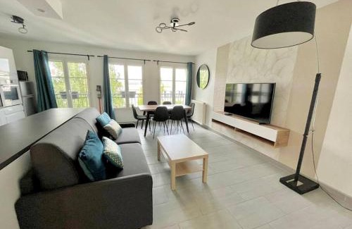 Serris Wohnung | The Place To Be - à 5 min de Disneyland Paris