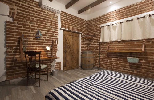 La Paz Hotel | The place with most vintage maritime atmosphere in an old house plenty of detail