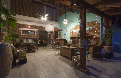 La Paz Hotel | The place with most vintage maritime atmosphere in an old house plenty of detail