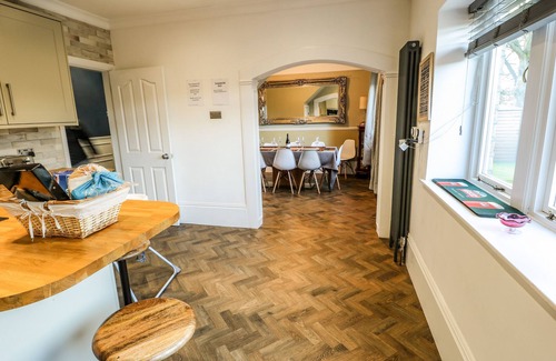 Hepworth Hütte | The Porthole