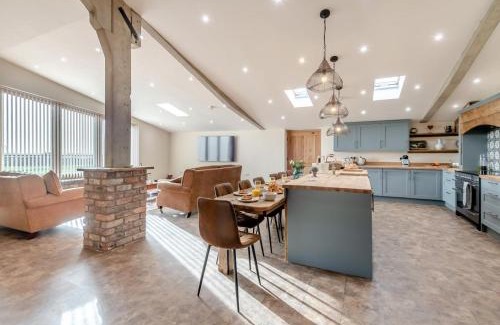 Wisbech Haus | The Priory