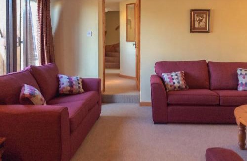 Hawkesbury Upton Haus | The Pump House