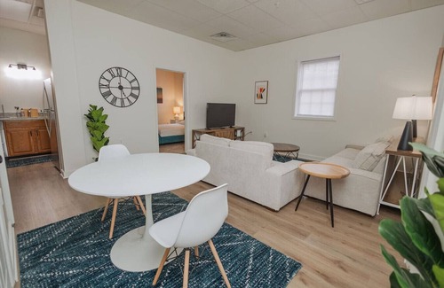 Martinsburg Wohnung | The Radiant Residence