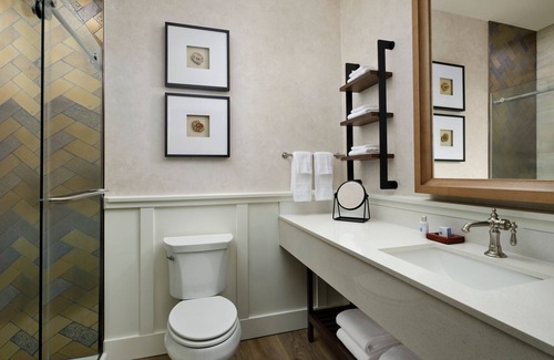 Zion National Park South Entrance Hotel | The Red Cliffs Lodge Zion, a Tribute Portfolio Hotel