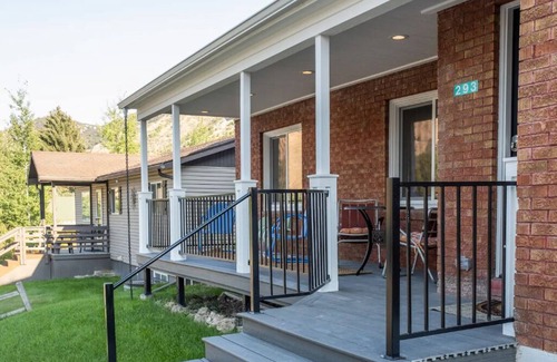 Lava Hot Springs Haus | The Red Roost Lava - Whole House