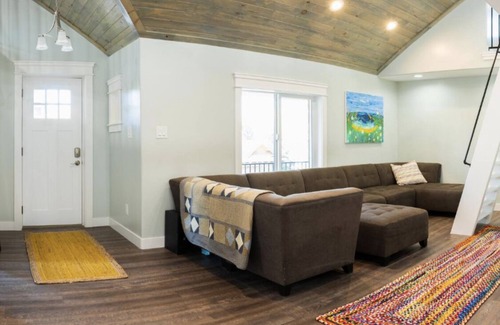 Lava Hot Springs Haus | The Red Roost Lava - Whole House