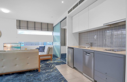 Cairns Central Business District Eigentumswohnung | The Reef Pad, Ideally Located With a Steller View! 1BR 1BA + Balcony