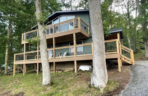 Alpine Lake Haus | The Refuge - Carterroque