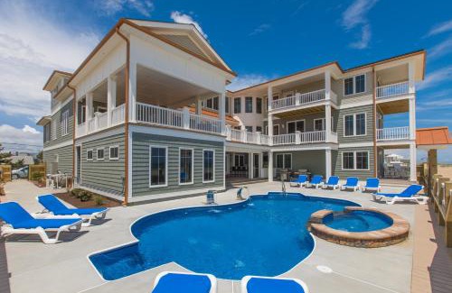 Sandbridge Haus | The Regency Royale