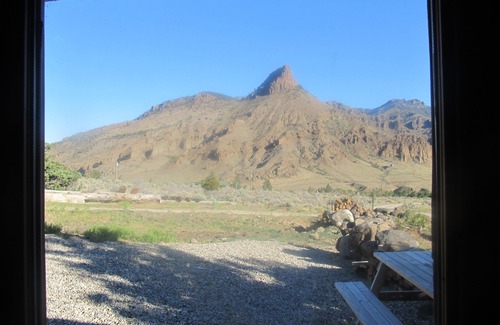 Wapiti Kabine | Die Remington - Yellowstone und Cody Cabin mit spektakulärer Aussicht.