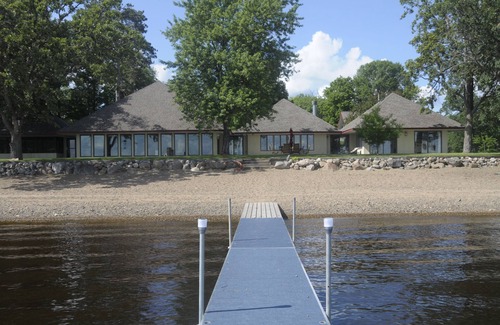 Indian Shores Haus | The Retreat at Big Sandy Lake