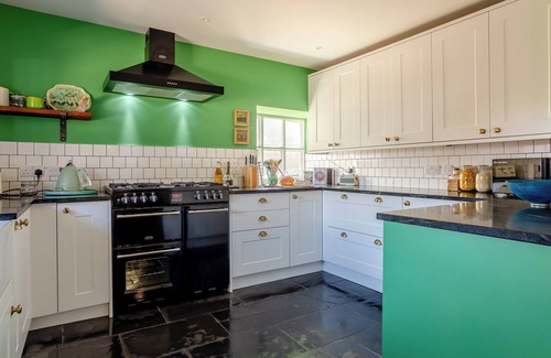 Burton Bradstock Hütte | The Retreat - M555306