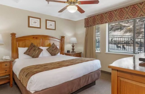 Tahoe Village Hotel | The Ridge at Lake Tahoe