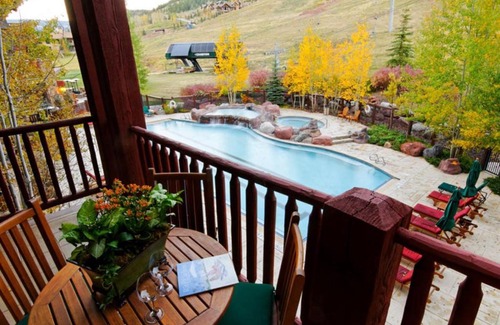 Aspen Haus | The Ritz-Carlton Club, 3 Bedroom Residence 8202, Ski-in & Ski-out Resort in Aspen Highlands
