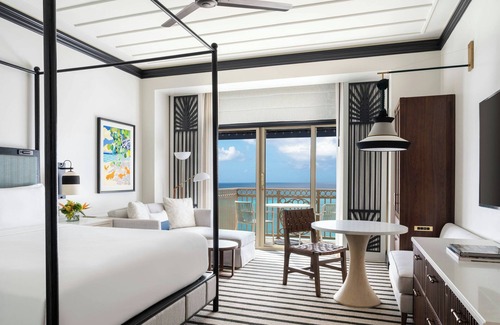 Seven Mile Beach Resort | The Ritz-Carlton, Grand Cayman
