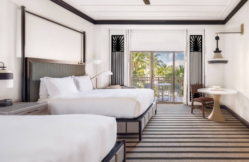Seven Mile Beach Resort | The Ritz-Carlton, Grand Cayman