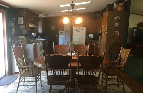 Cotter Haus | Riverbend RÜCKZUG - A White River Fishing Cabin