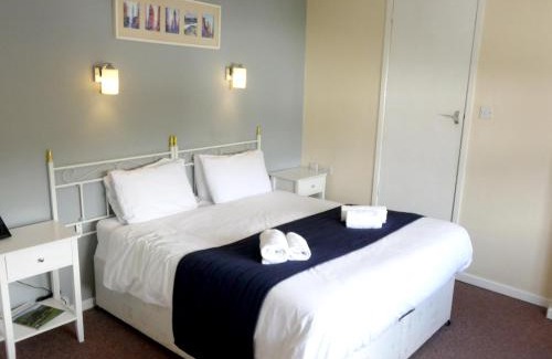 Monmouth Hotel | The Riverside Hotel