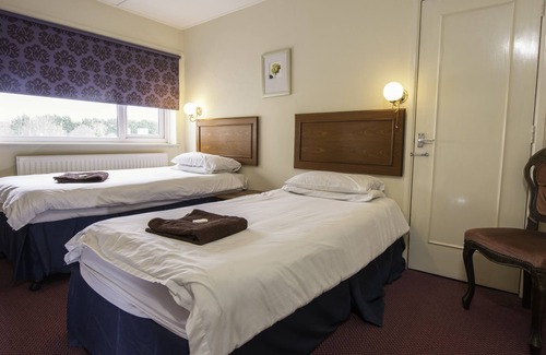 Monmouth Hotel | The Riverside Hotel