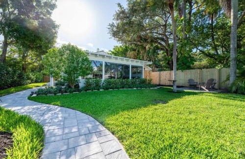 Riverside Park Haus | The Riverside Retreat 2