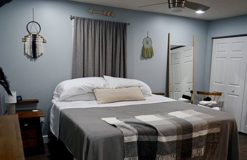 Wooster Haus | The Rock: 1 Block from Downtown w/ Private Parking