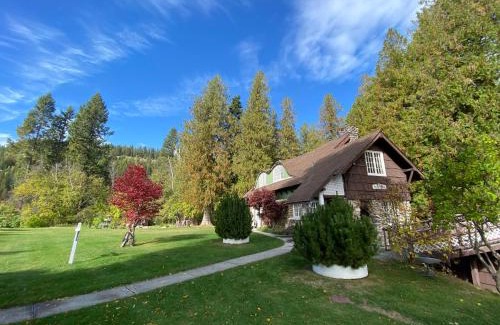 Metaline Falls Skihütte | The Rock House of Metaline Falls