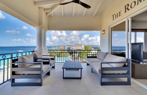 Playa Wohnung | The Roman Penthouse with Stunning Sea View