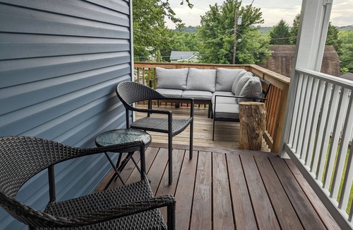 Brunswick Haus | The Roots & River Guest House in Brunswick's Historic Downtown