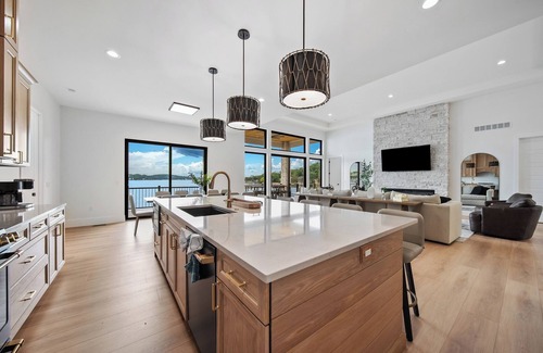 Lake Ozark Haus | The Rosco! Main Channel! Private Pool, Spa, Mini Golf, Gm Rm! Sleeps 32!