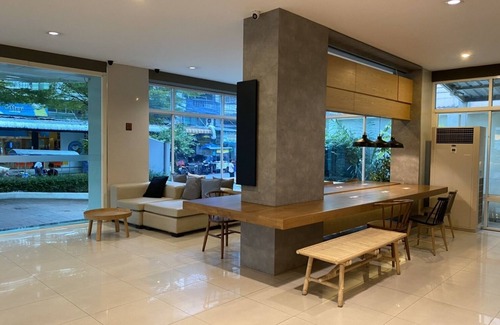 Anusawari Hotel | The Royal Bee Apart Hotel