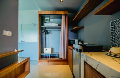 Thep Kasattri Hotel | The Rubber Hotel Phuket