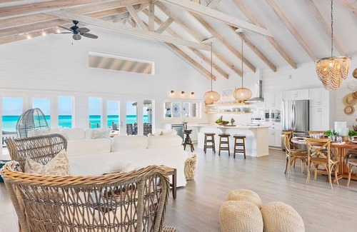 Tar Bay Haus | The Sandbar Luxury Oceanfront Home, 5 Bedroom 5 Bath, Infinity Pool/Hot Tub