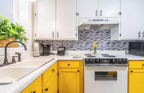 Hartselle Haus | The Serenity Retreat in Small Town Hartselle