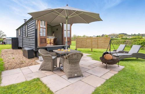 Bronllys Haus | The Sheep Pen