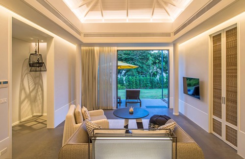 Krabi Hotel | The ShellSea Krabi Luxury Beach Front Resort & Pool Villa