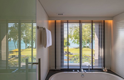 Krabi Hotel | The ShellSea Krabi Luxury Beach Front Resort & Pool Villa