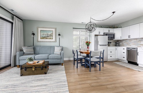 Acme Resort | The Shores Resort