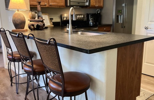 North Scottsdale Eigentumswohnung | Wunderschöne & moderne Scottsdale Eigentumswohnung, atemberaubende Aussicht auf das Resort ~ McDowell Mountain