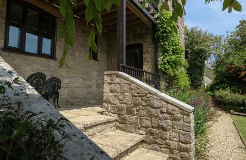 Bridport Haus | The Skilling