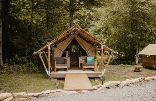 Flag Pond Kabine | The Sorrell Unit 2 - Glamping Retro